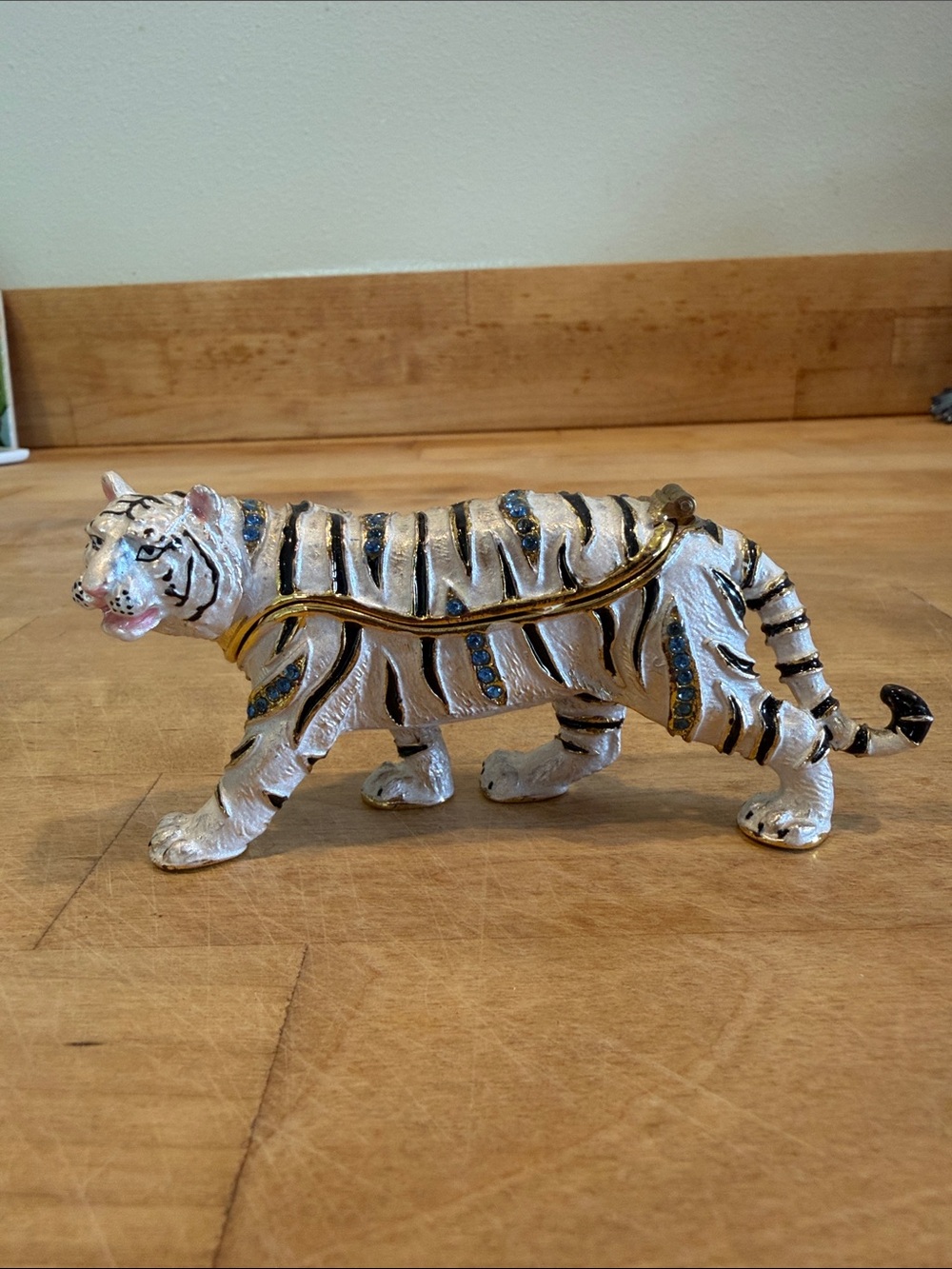 Decorative White Tiger Figurine with Gold Accents